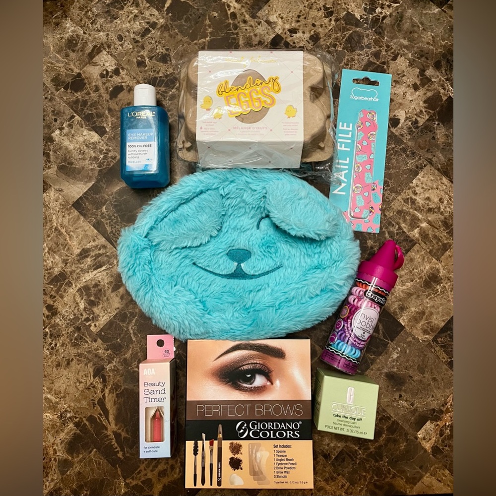 Lot of Mixed Makeup, Face Care, Makeup Bag